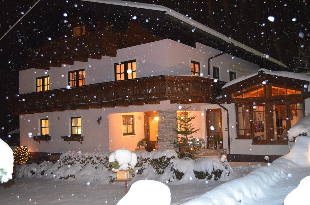 Appartement Althuber Eben Im Pongau Exteriör bild